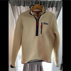 Patagonia fleece jacket. Men’s x-small. Great condition.